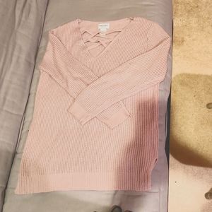 Arizona Jean Company light purple v neck sweater,  size medium.